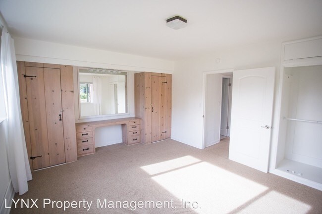 Foto del edificio - 4 br, 3 bath House - 1132 Hill Road