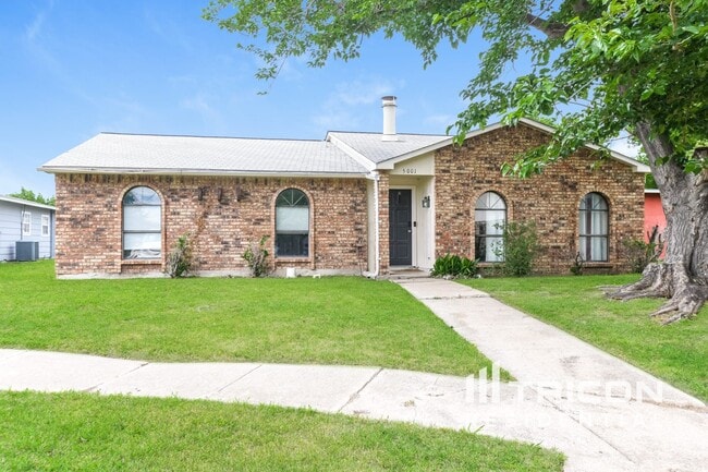 Building Photo - 5001 Oregon Ct