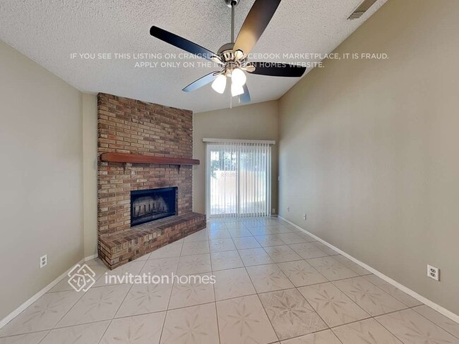 Building Photo - 1369 Tindaro Dr
