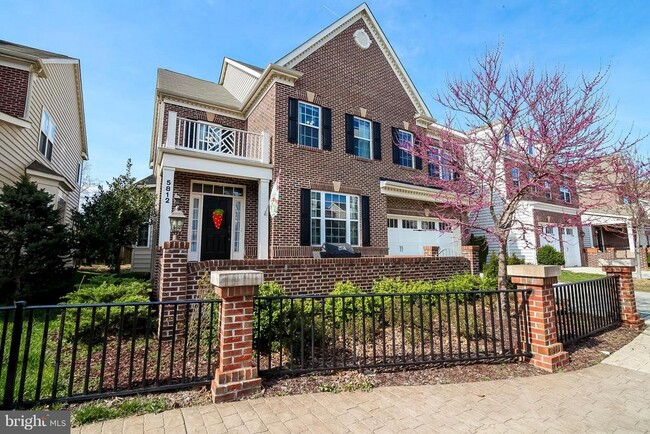 Foto del edificio - 5812 Falls Gate Ct