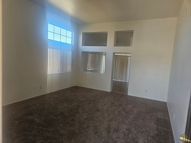 Building Photo - 3 bedroom home on cul-de-sac!