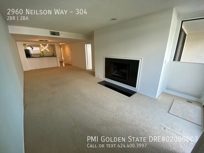 Building Photo - Fantastic 2 bedroom 2 bath unit in highly ...