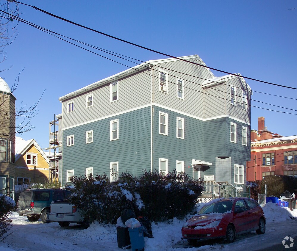 Foto del edificio - 194 June St