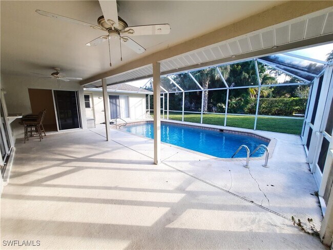 Foto del edificio - 15177 Briarcrest Cir