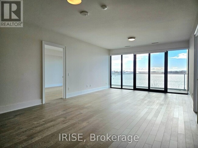 Building Photo - 118 Merchants' Wharf