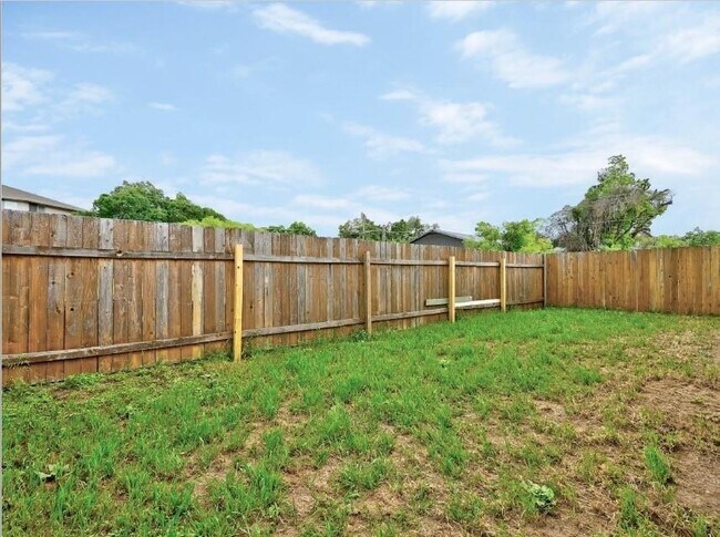 Foto del edificio - 5207 Tahoe Trail