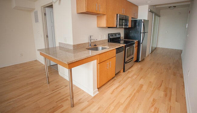 Building Photo - 242 E Water St