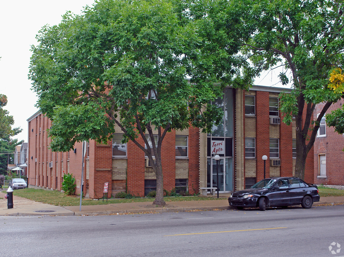 Primary Photo - 3199 Morganford