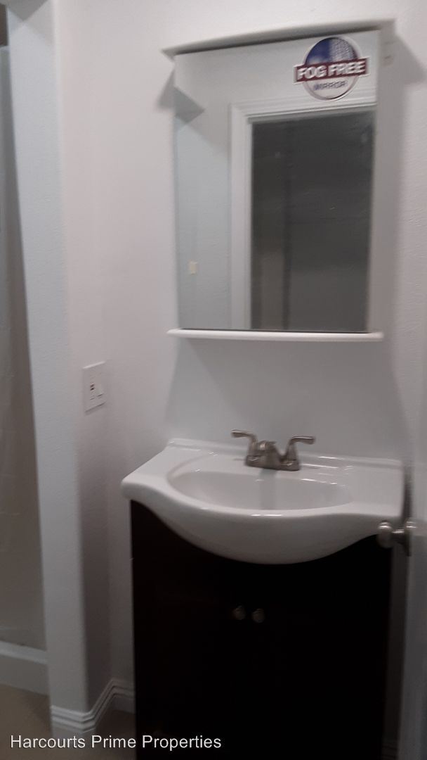Foto del edificio - 6568 Oasis Ave