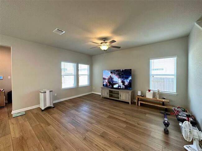 Foto del edificio - 111 Magnolia Ranch Ln