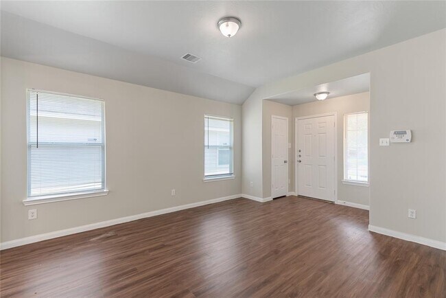 Building Photo - 14954 Huntington Willow Ln