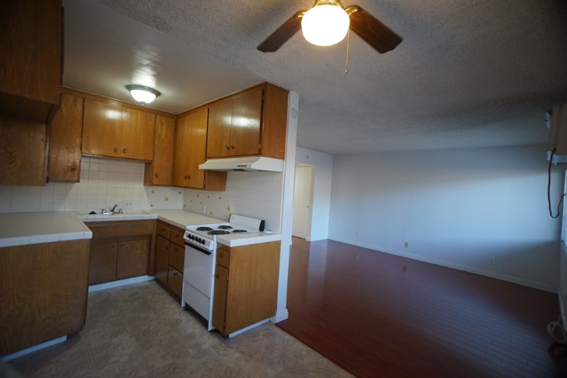 Primary Photo - 13422 Camilla St