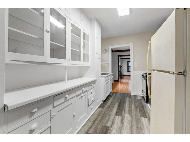 Foto del edificio - 2512 Dupont Ave S