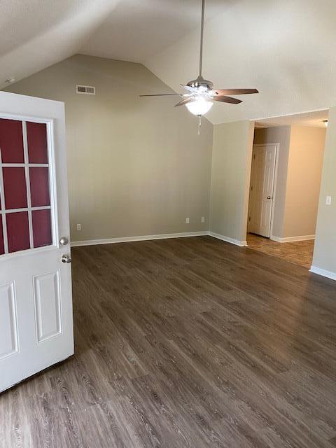 Foto del edificio - 1261 Glastonbury Rd