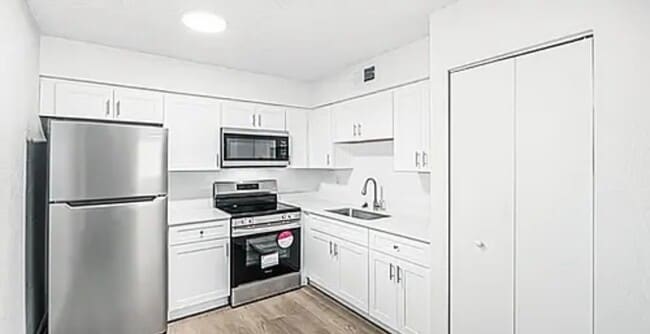 Building Photo - Running Brook Apartments