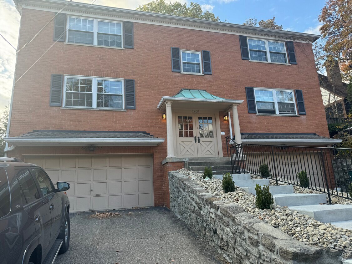 Foto principal - 2909 Van Dyke Dr
