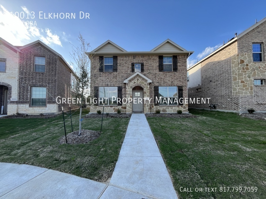 Foto principal - 10013 Elkhorn Dr