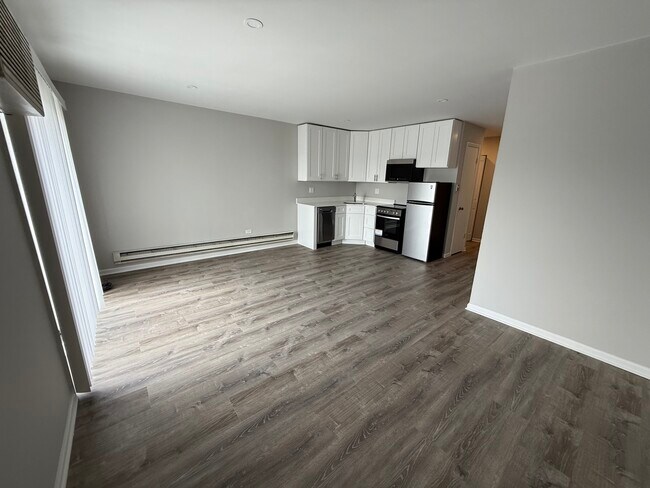 Foto del edificio - 1128 Des Plaines Ave