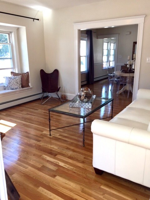 Sala de estar - 293 Vermont St