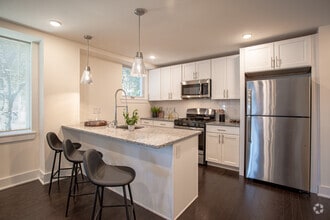 Interior Photo - Emerald Lofts