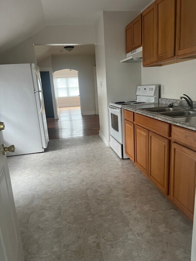 Foto del edificio - 238 E Suttenfield St