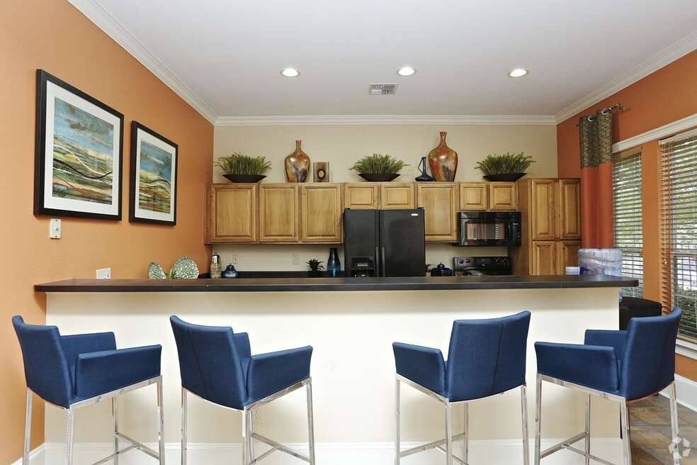 Villages at Parktown Apartment Homes Rentals Deer Park, TX