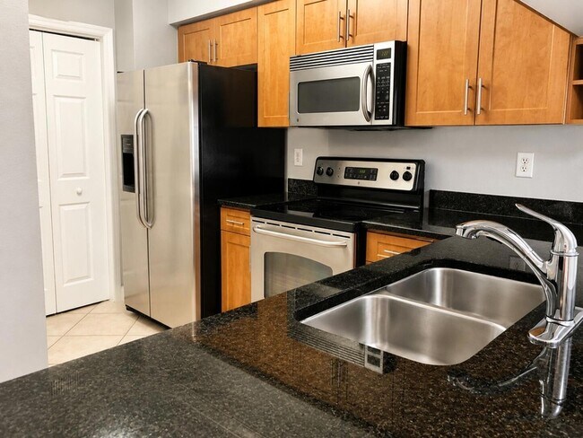 Foto del edificio - 6521 Emerald Dunes Dr