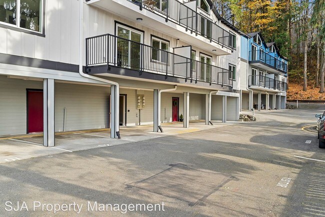 Foto del edificio - 9110 Redmond-Woodinville Rd NE