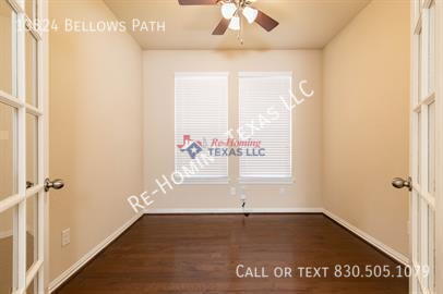 Foto del edificio - 13824 Bellows Path