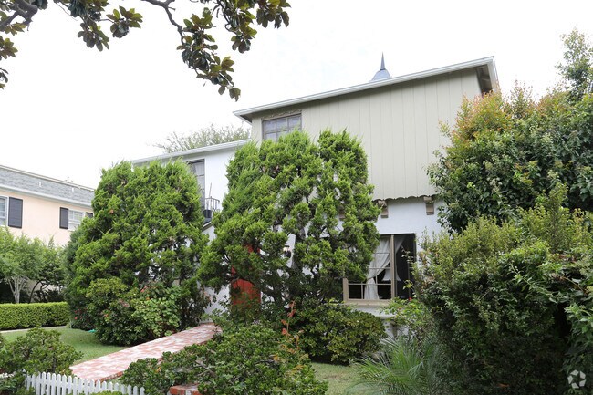 Foto del edificio - 821 6th St