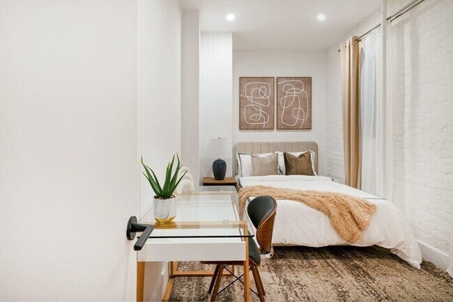 Foto del edificio - 1290-7 New Renovated 2 Bedrooms in UES