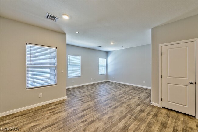 Building Photo - 4118 Venus Falls Ave
