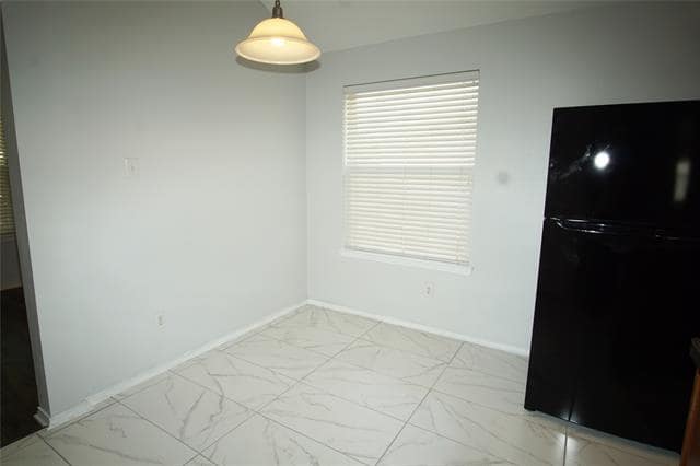 Building Photo - 10428 Bradshaw Dr