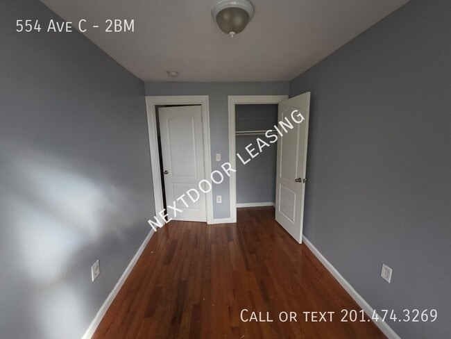 Building Photo - 554 Avenue C