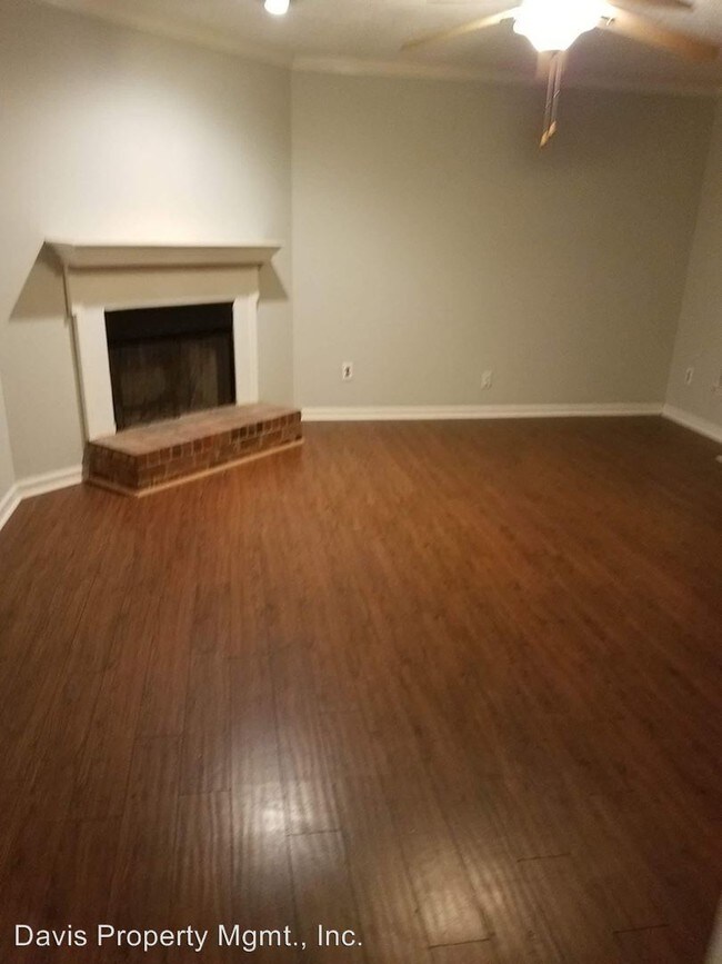 Building Photo - 3 br, 2 bath House - 3242 Trails End Lane