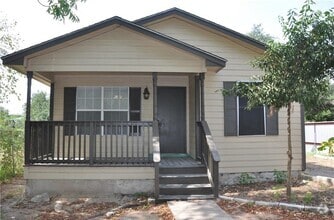 Building Photo - 6321 Crumley Ln