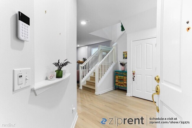 Foto del edificio - 3 br, 2.5 bath Townhome - 17111 3rd Place ...