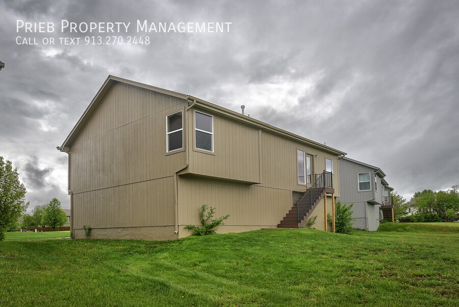 Primary Photo - Gardner Single Family Home - Available Jun...