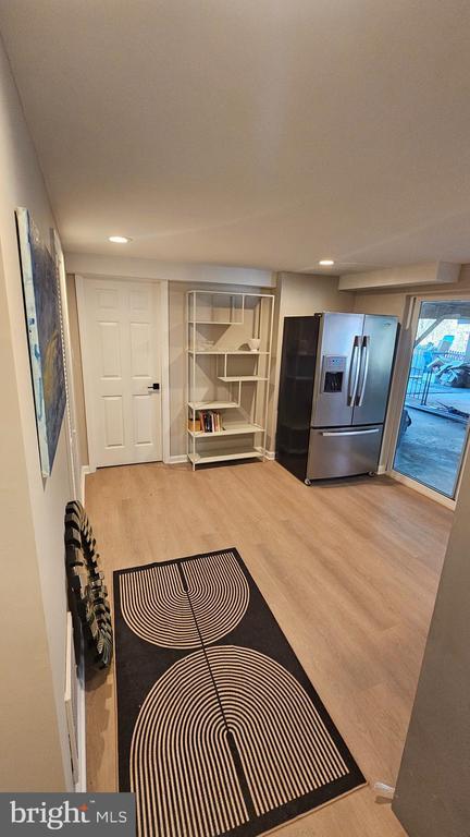 Building Photo - 7611 Kingsbury Rd