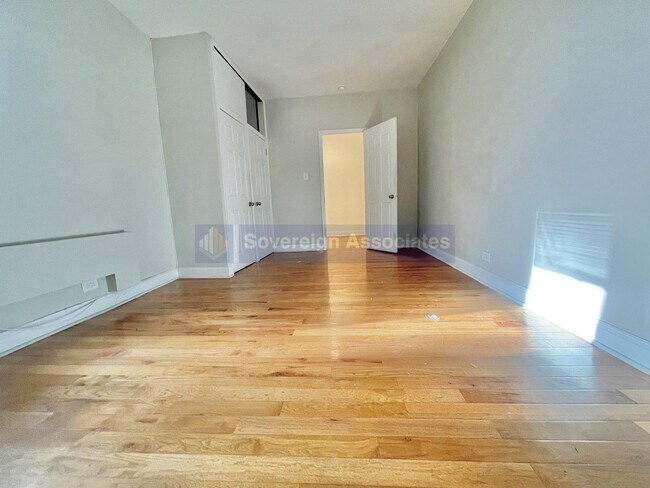 Foto del edificio - 106 Fort Washington Avenue