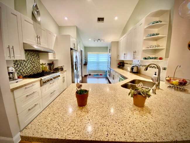 Building Photo - 10121 Somersby Dr