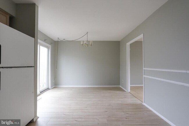 Foto del edificio - 1940 Arrowood Dr