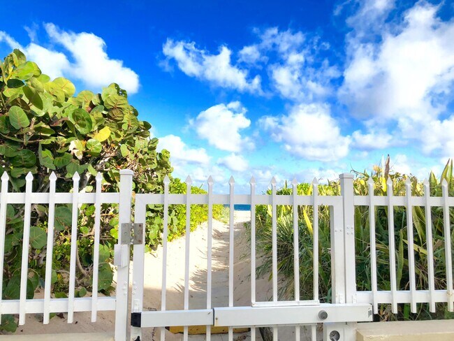 Foto del edificio - 3600 N Ocean Dr