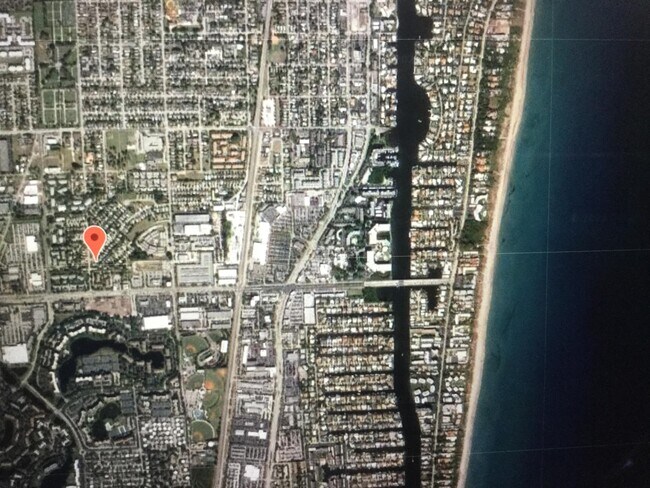Foto del edificio - 2484 Southridge Rd
