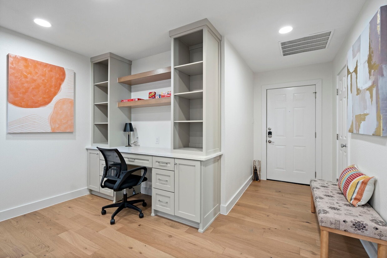 Photo - 6501 Ravendale Ln (Dallas, TX)