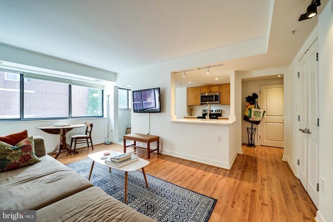 Building Photo - 1225 13th St NW