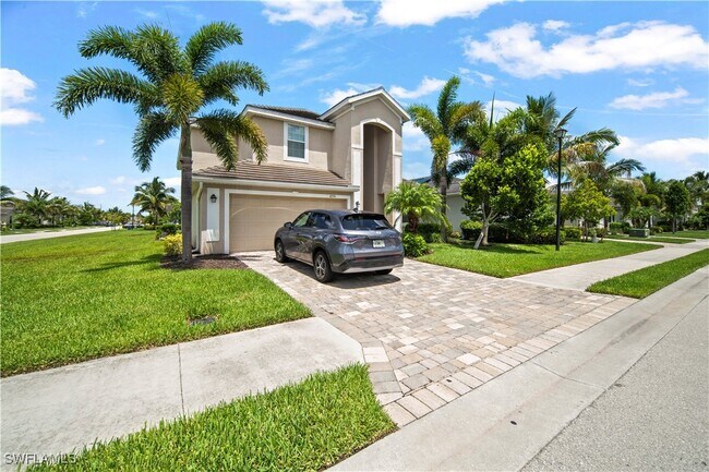 Foto del edificio - 4234 Bluegrass Dr