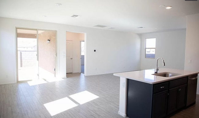 Building Photo - 10671 W Harrigan Dr