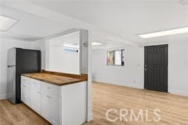 Building Photo - 1133 W 6th St