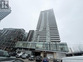 Building Photo - 20 Richardson St
